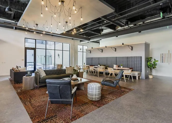 Studioapt W/gym+ev+free Parking+near Pitt Uni Upmc Apartment *