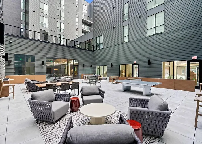 Studioapt W/gym+ev+free Parking+near Pitt Uni Upmc Apartment *
