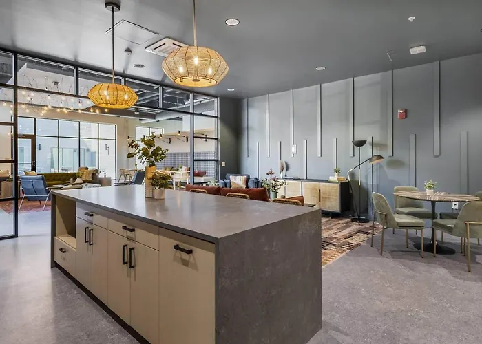 Apartment Studioapt W/gym+ev+free Parking+near Pitt Uni Upmc Pittsburgh